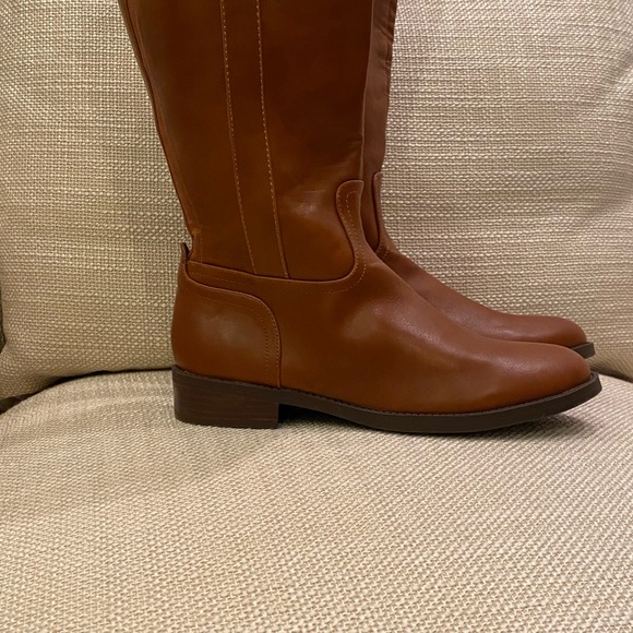Tommy Hilfiger Saddle Leather Riding Boots / Wide Calf / New w Tags / 6 M WC - Picture 3 of 16